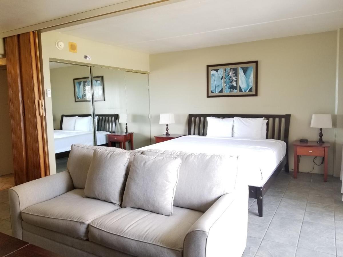 Ilikai Tower One Bedroom Lagoon View Waikiki Condos With Lanai & Free Wifi Honolulu Chambre photo