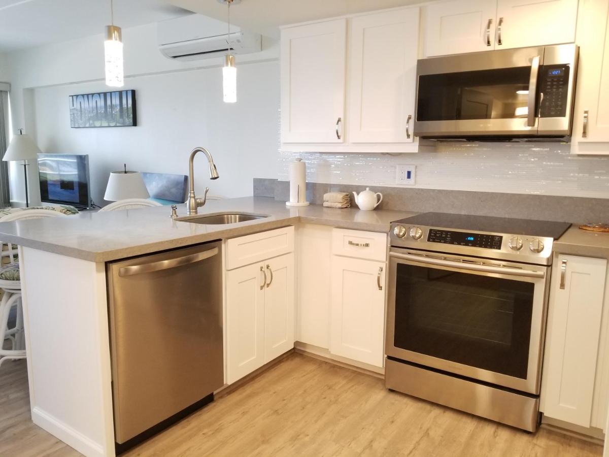 Ilikai Tower One Bedroom Lagoon View Waikiki Condos With Lanai & Free Wifi Honolulu Chambre photo