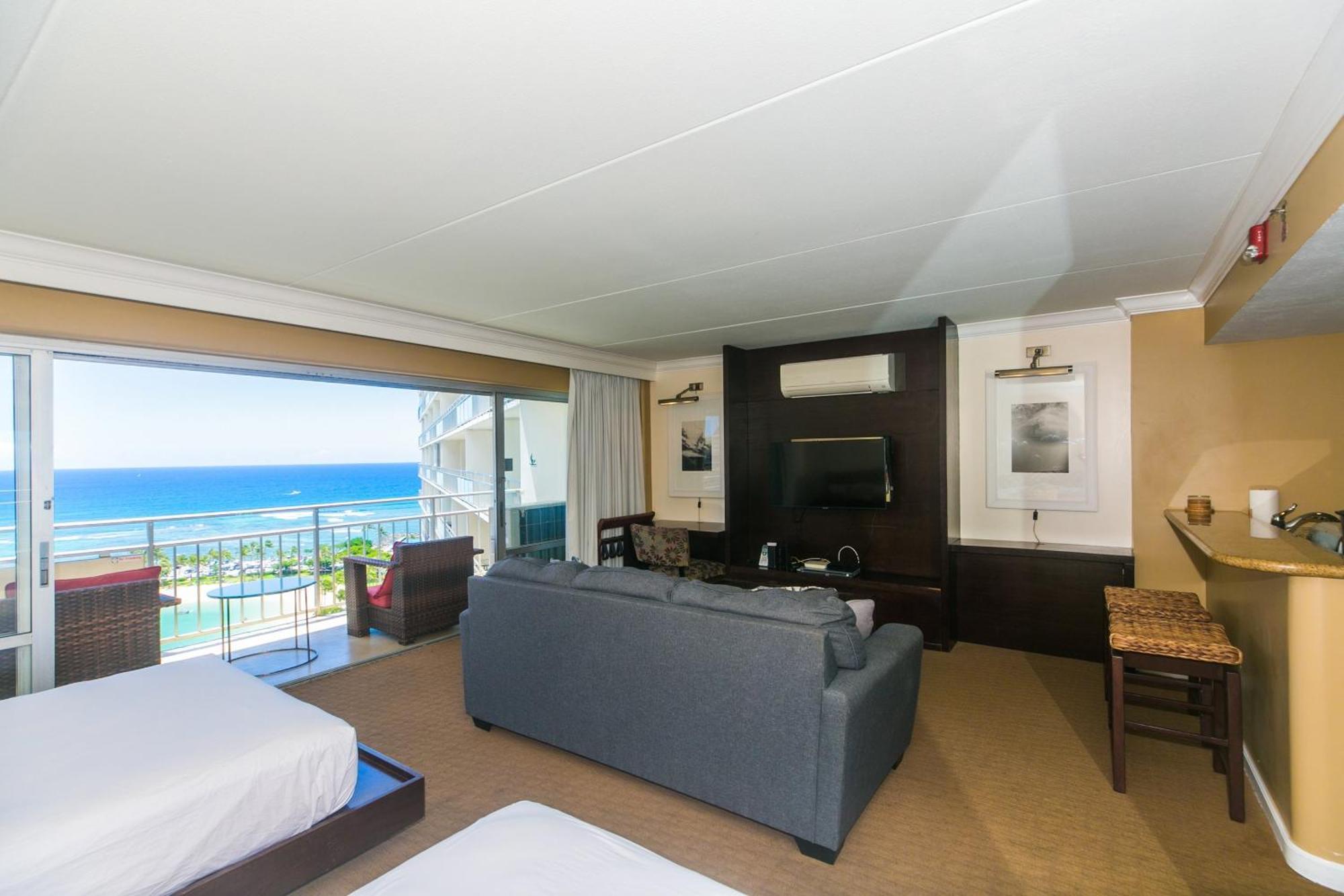 Ilikai Tower One Bedroom Lagoon View Waikiki Condos With Lanai & Free Wifi Honolulu Chambre photo