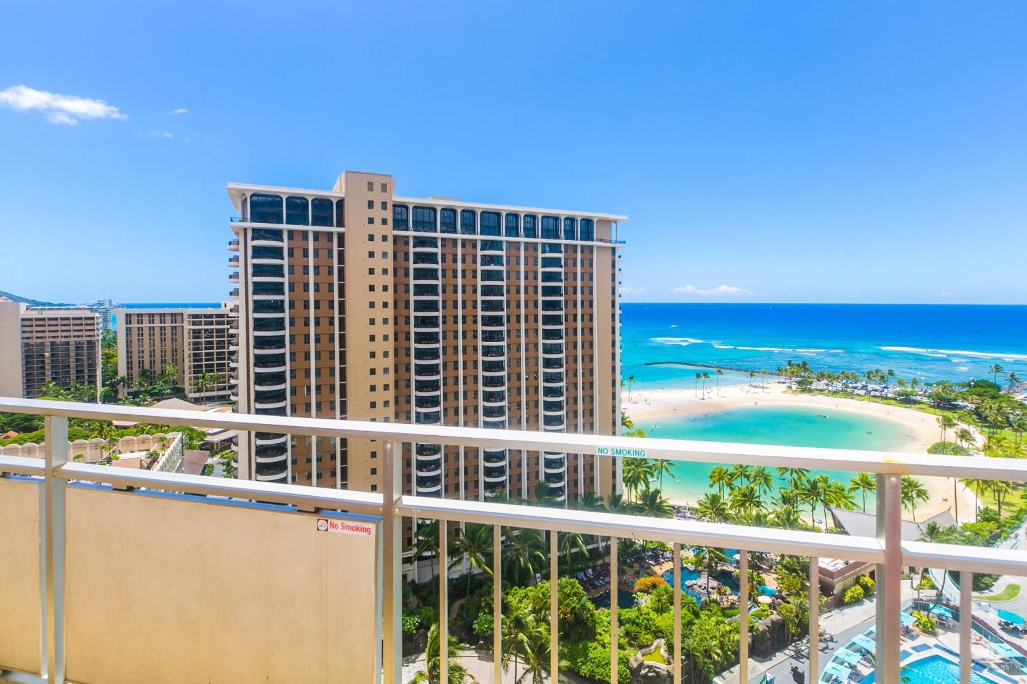 Ilikai Tower One Bedroom Lagoon View Waikiki Condos With Lanai & Free Wifi Honolulu Chambre photo